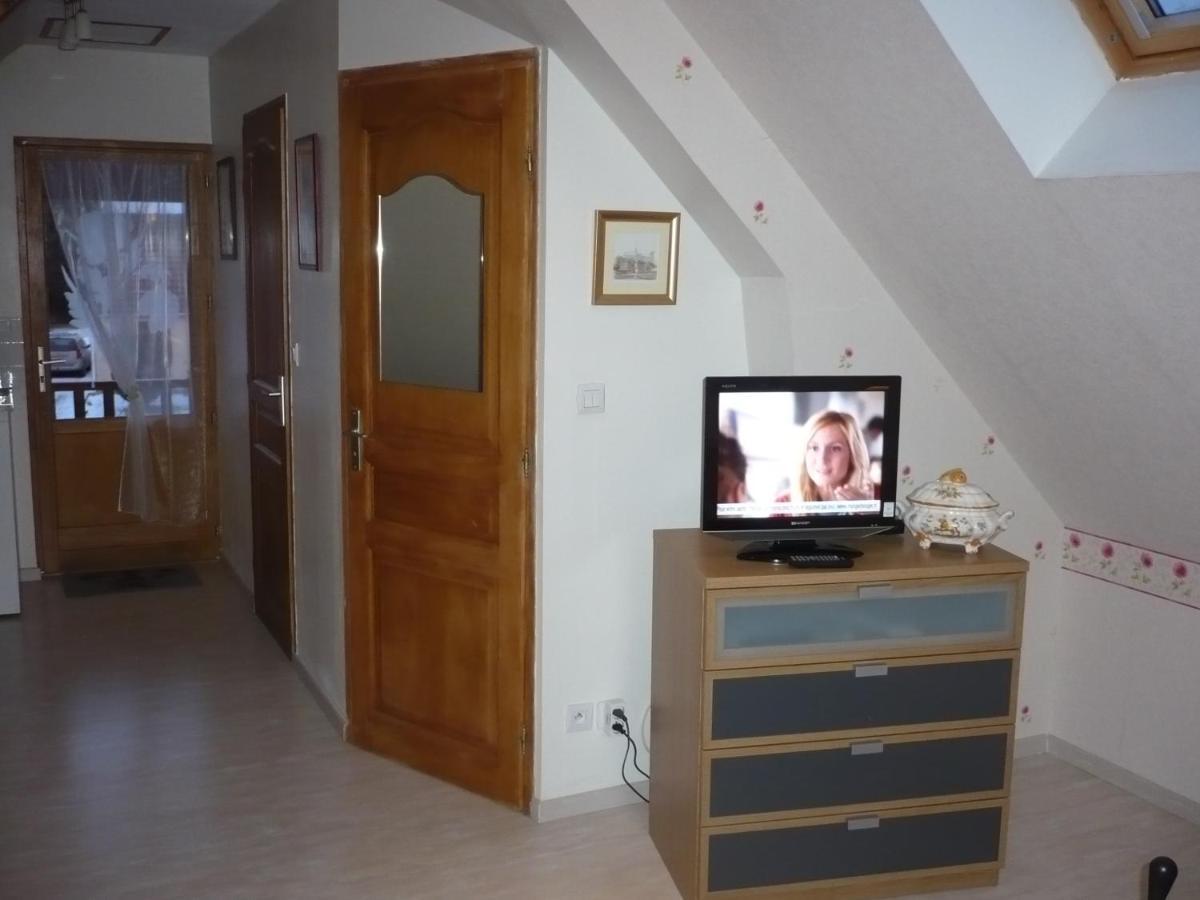 Chambre D'Hote Equipee En Studio Molliens-Dreuil Ngoại thất bức ảnh
